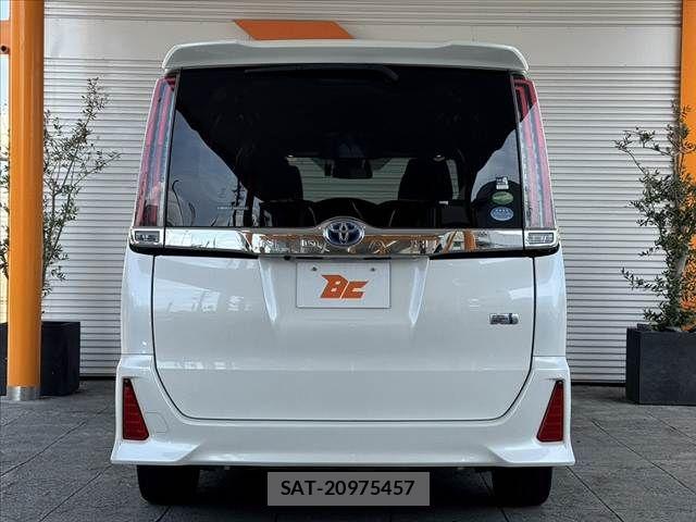 Toyota NOAH 2017-09 8562968-13