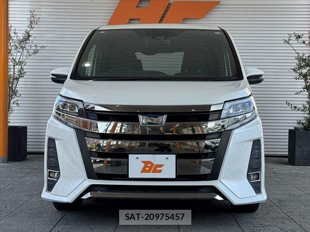 Toyota NOAH 2017-09 8562968-8