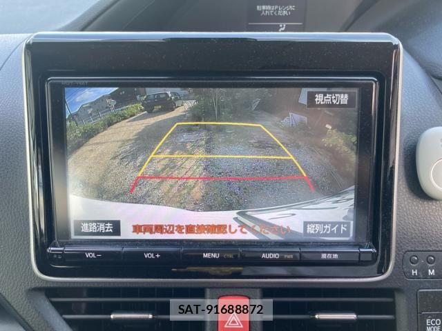 Toyota NOAH 2016-11 8562972-17