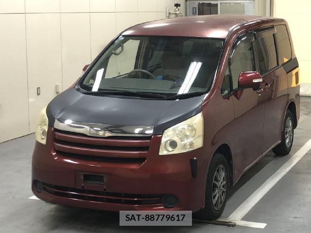 Toyota NOAH 2007-07 8589878-0