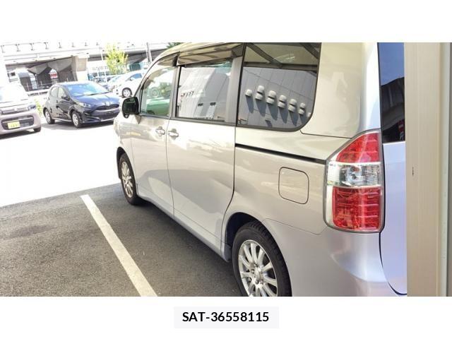 Toyota NOAH 2009-09 8628108-5