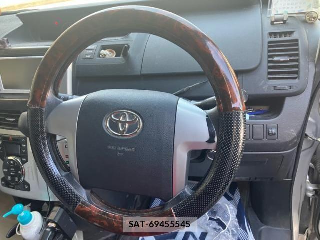 Toyota NOAH 2011-07 8628109-18