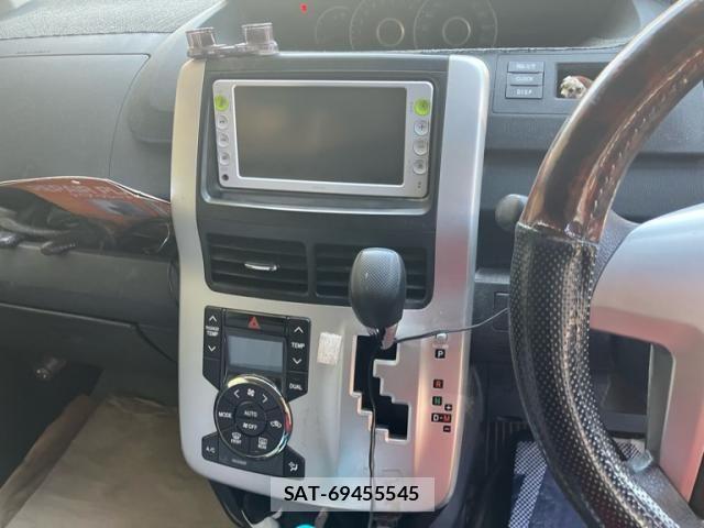 Toyota NOAH 2011-07 8628109-20