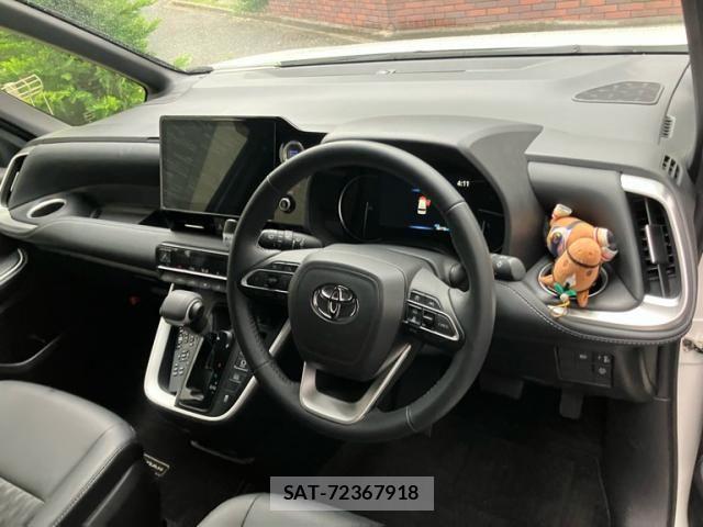 Toyota NOAH 2022-09 8628085-21