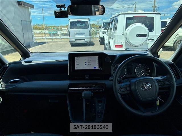 Toyota NOAH 2025-05 8628095-13