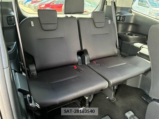 Toyota NOAH 2025-05 8628095-16