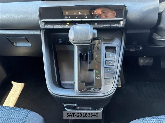 Toyota NOAH 2025-05 8628095-27