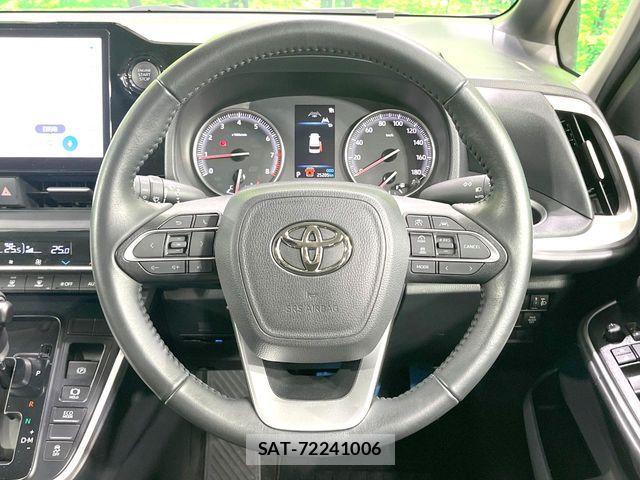 Toyota NOAH 2024-04 8628089-12