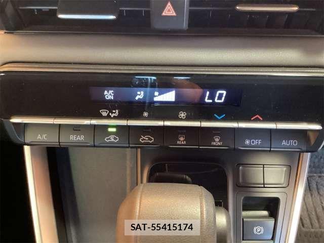 Toyota NOAH 2023-03 8628090-13