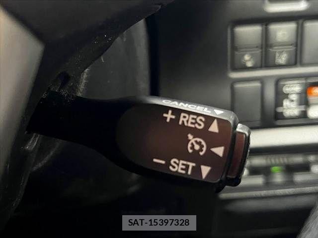 Toyota NOAH 2018-10 8628098-16