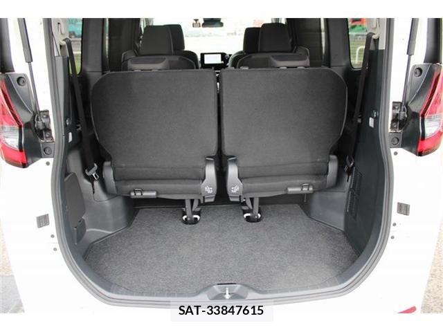 Toyota NOAH 2022-03 8628093-29