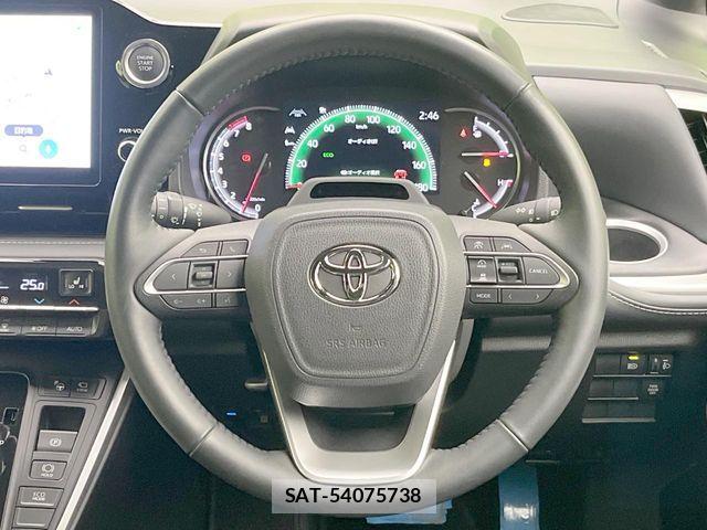 Toyota NOAH 2022-06 8628086-11