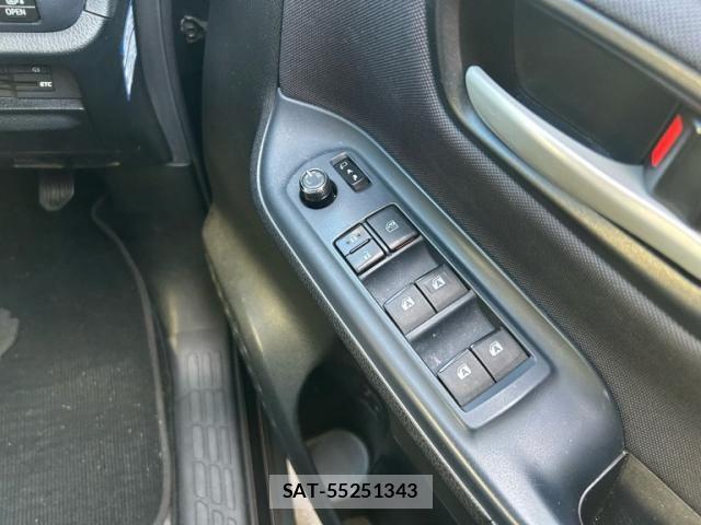 Toyota NOAH 2015-07 8628100-15