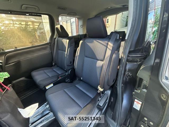 Toyota NOAH 2015-07 8628100-22
