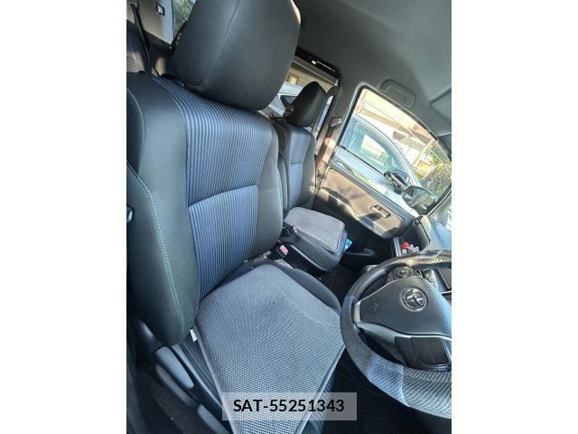 Toyota NOAH 2015-07 8628100-23