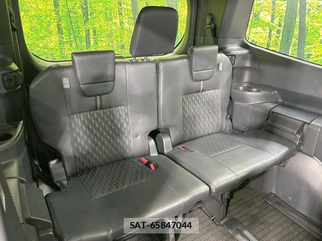 Toyota NOAH 2023-09 8628084-9