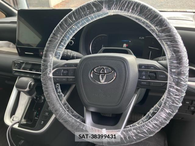 Toyota NOAH 2023-01 8628091-13