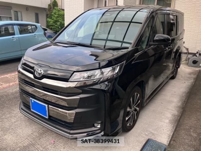 Toyota NOAH 2023-01 8628091-2