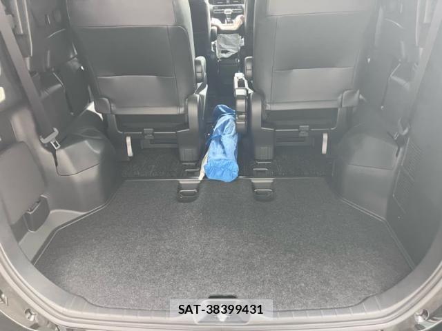 Toyota NOAH 2023-01 8628091-8