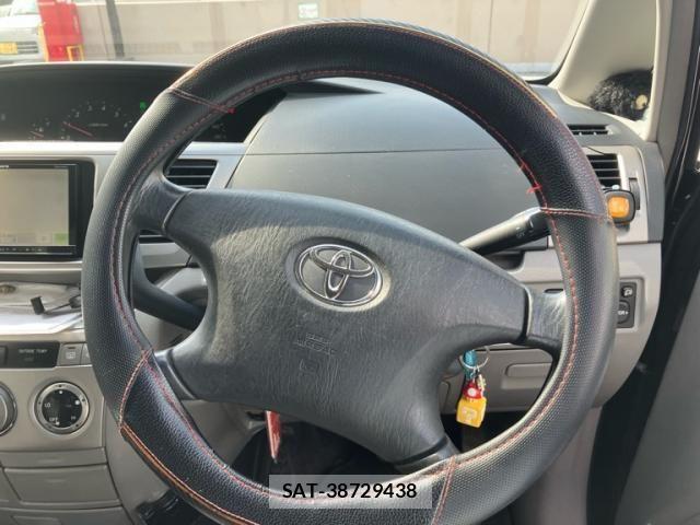 Toyota NOAH 2004-02 8628107-11