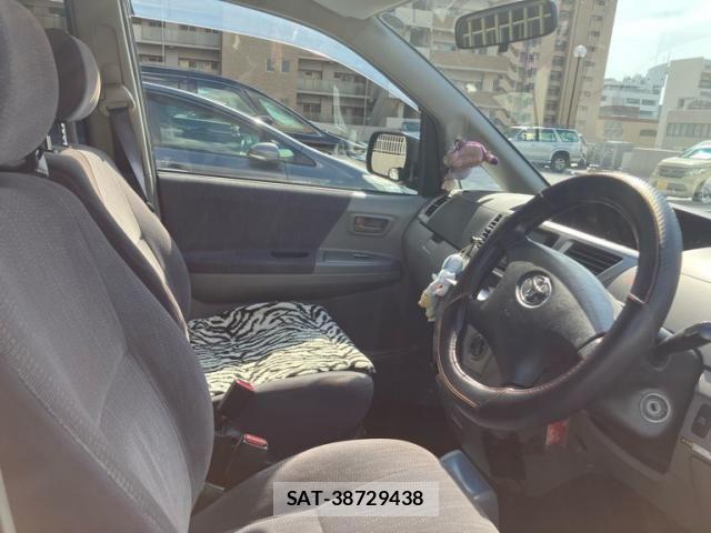 Toyota NOAH 2004-02 8628107-12