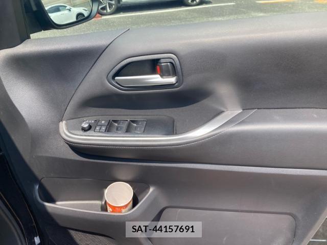 Toyota NOAH 2023-07 8628088-12