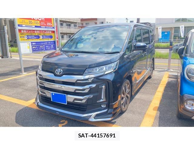 Toyota NOAH 2023-07 8628088-1