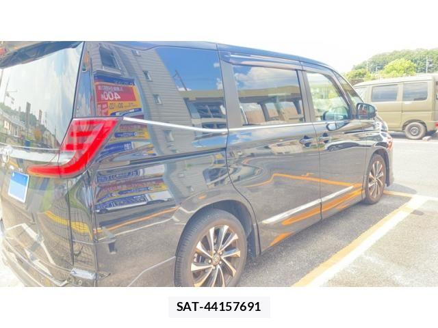 Toyota NOAH 2023-07 8628088-2
