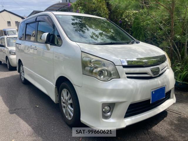 Toyota NOAH 2012-03 8628101-0