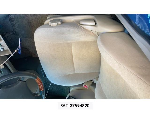 Toyota NOAH 2006-11 8628110-12