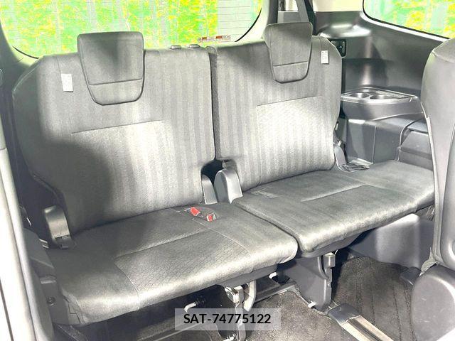 Toyota NOAH 2023-07 8628087-11