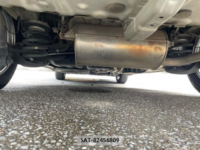 Toyota NOAH 2011-11 8628102-11
