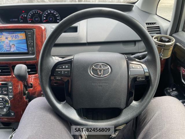 Toyota NOAH 2011-11 8628102-21