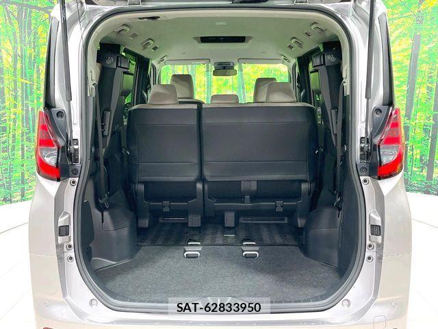 Toyota NOAH 2023-11 8628092-11