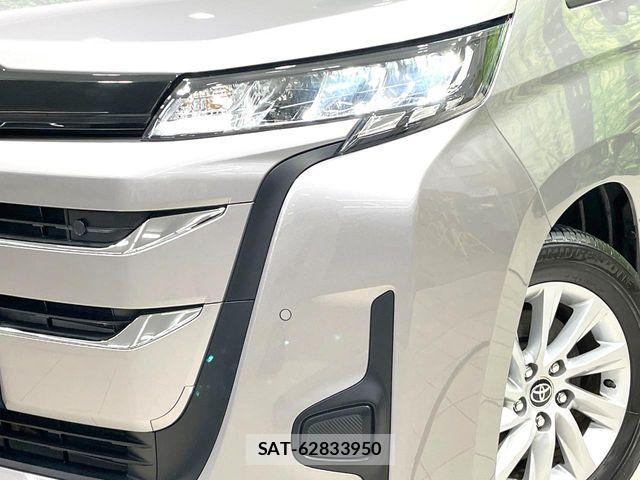 Toyota NOAH 2023-11 8628092-13