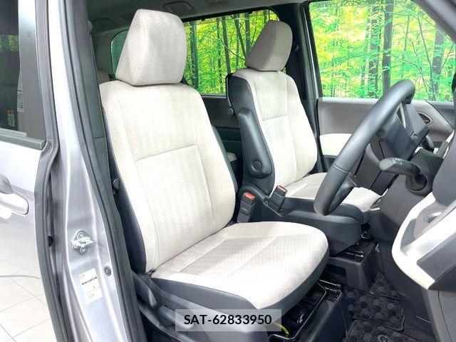 Toyota NOAH 2023-11 8628092-8