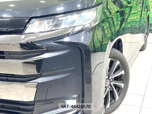 Toyota NOAH 2024-05 8628083-13