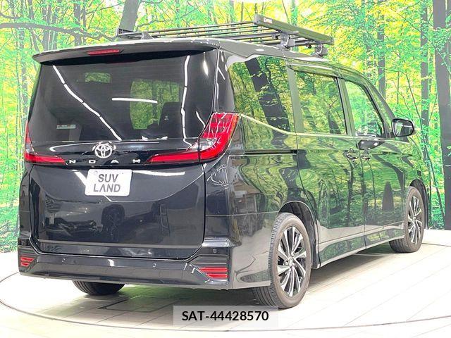 Toyota NOAH 2024-05 8628083-18