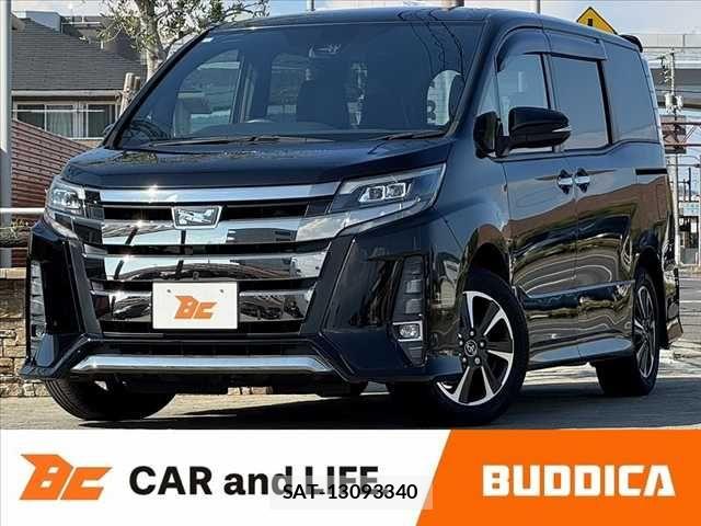 Toyota NOAH 2017-12 8628096-0