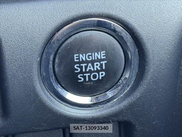Toyota NOAH 2017-12 8628096-26