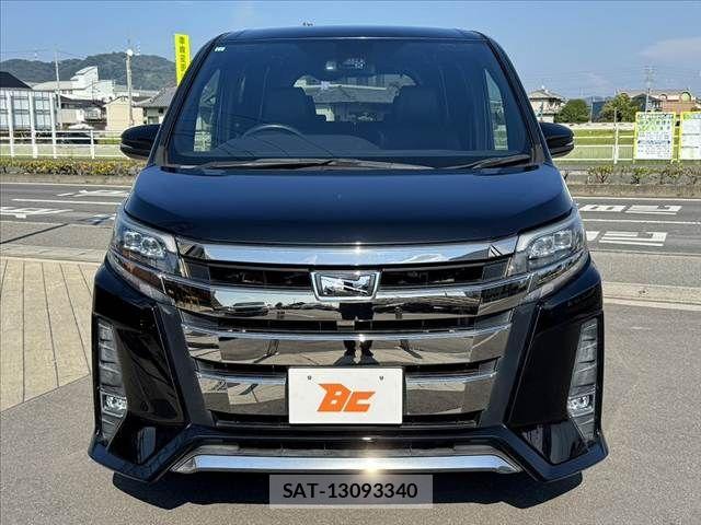 Toyota NOAH 2017-12 8628096-8
