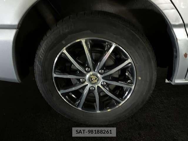 Toyota NOAH 2006-03 8660703-3