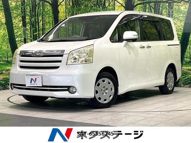 Toyota NOAH 2009-08 8660706-0