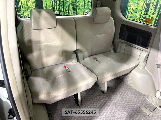Toyota NOAH 2009-08 8660706-9