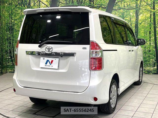 Toyota NOAH 2009-08 8660706-17