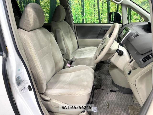 Toyota NOAH 2009-08 8660706-7