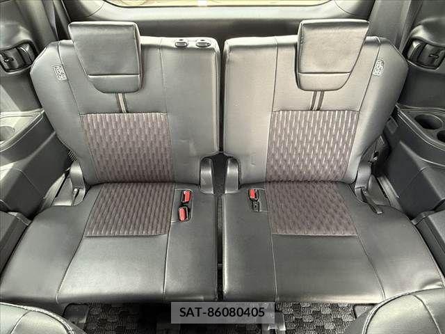 Toyota NOAH 2023-09 8660688-19