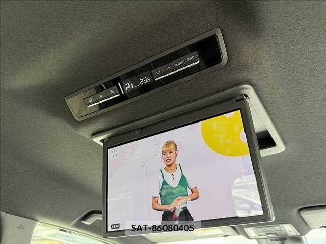 Toyota NOAH 2023-09 8660688-22