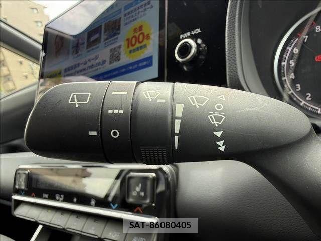 Toyota NOAH 2023-09 8660688-23