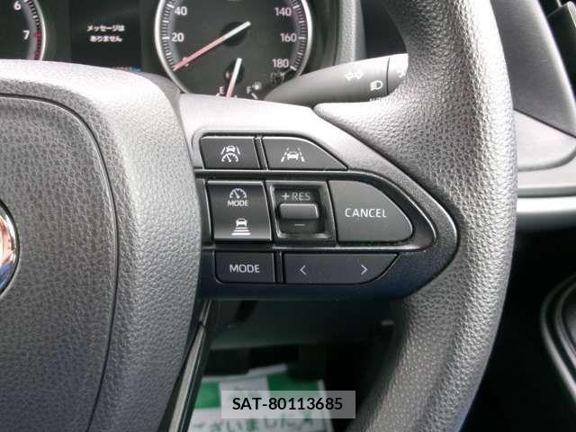 Toyota NOAH 2023-05 8660690-17